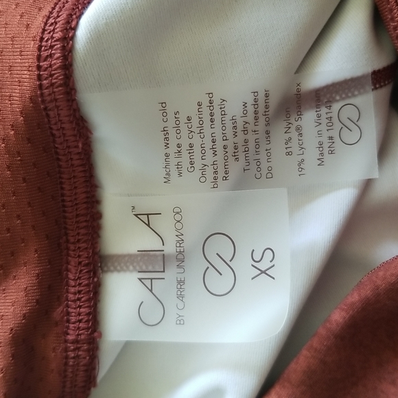 Calia by Carrie Underwood - Picture 7 of 7